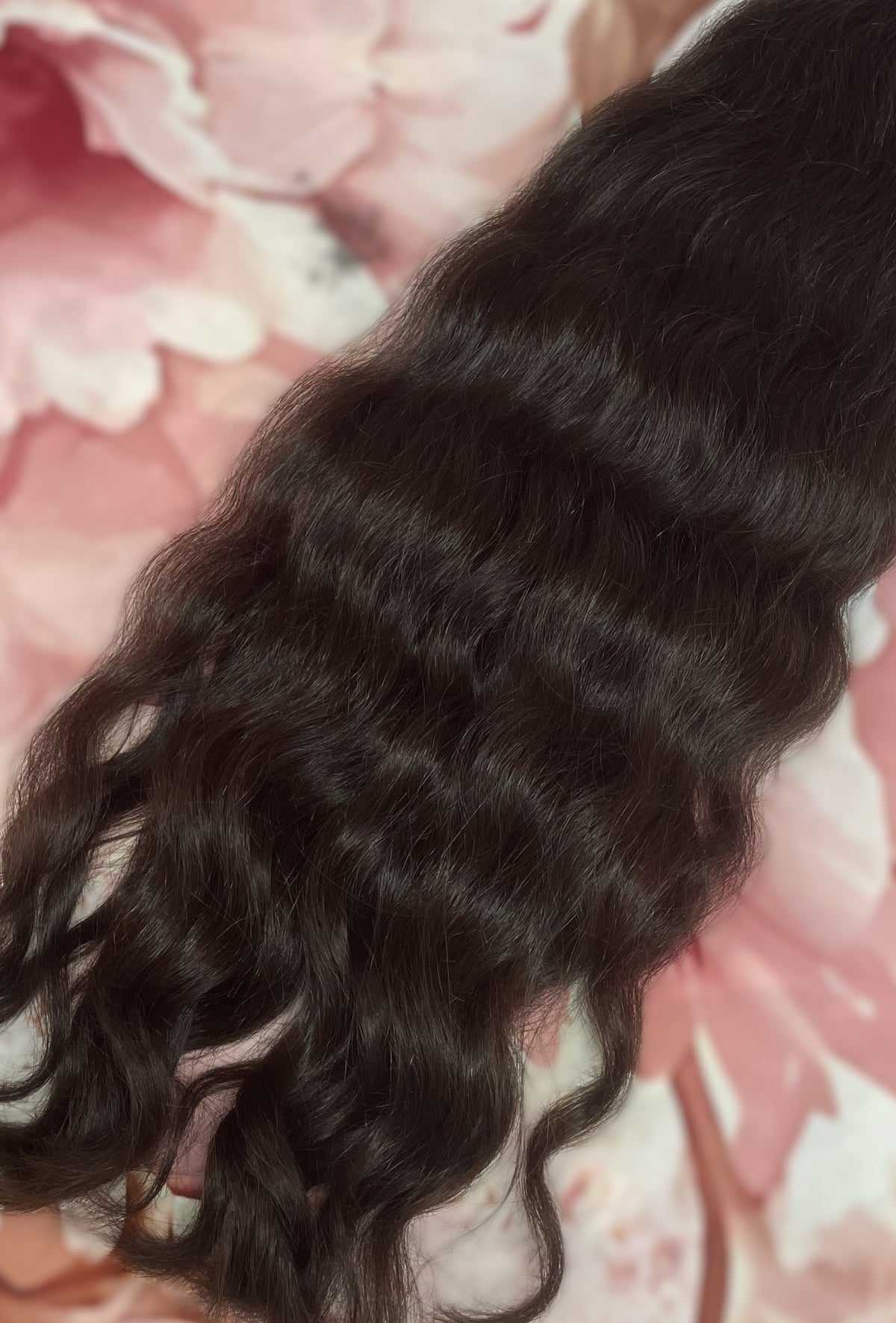 Alexis 25”|156 grams Micro Keratin Bonds