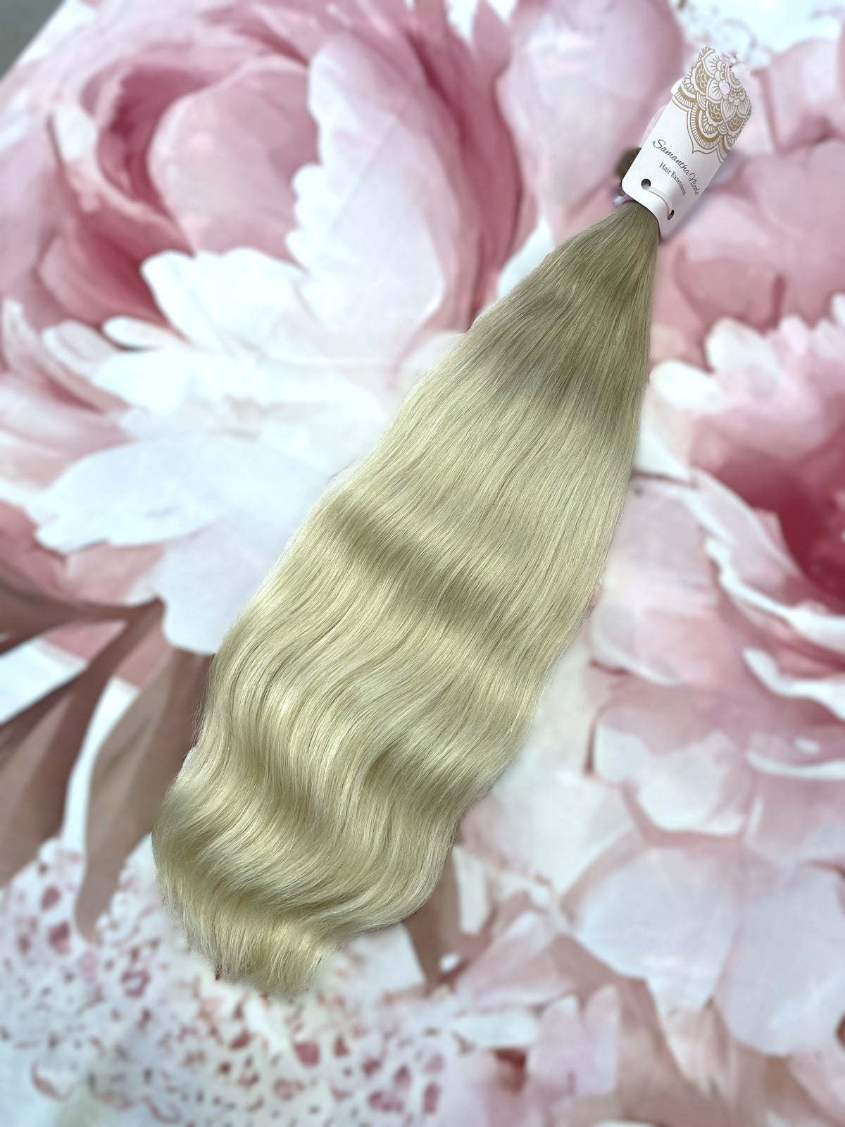 Estelle 19"|139 grams Micro Keratin Bonds