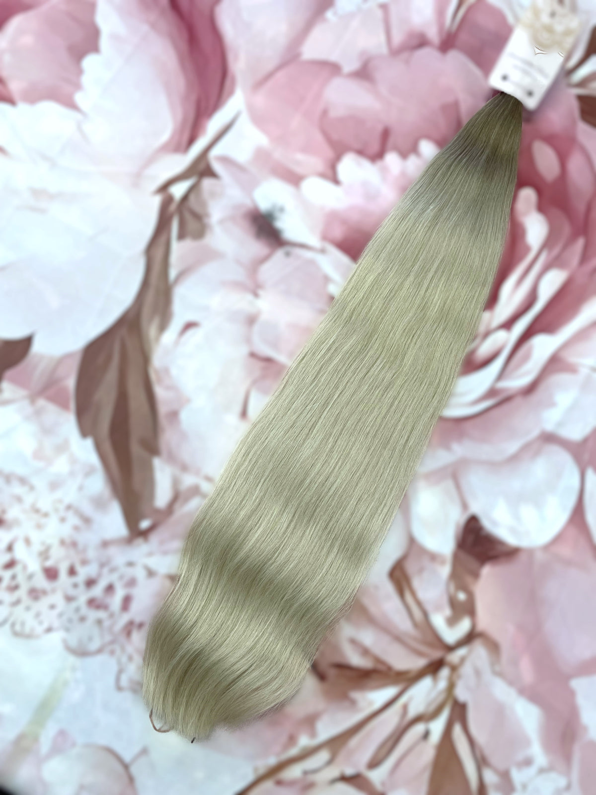 Everly 25"|148 grams Micro Keratin Bonds