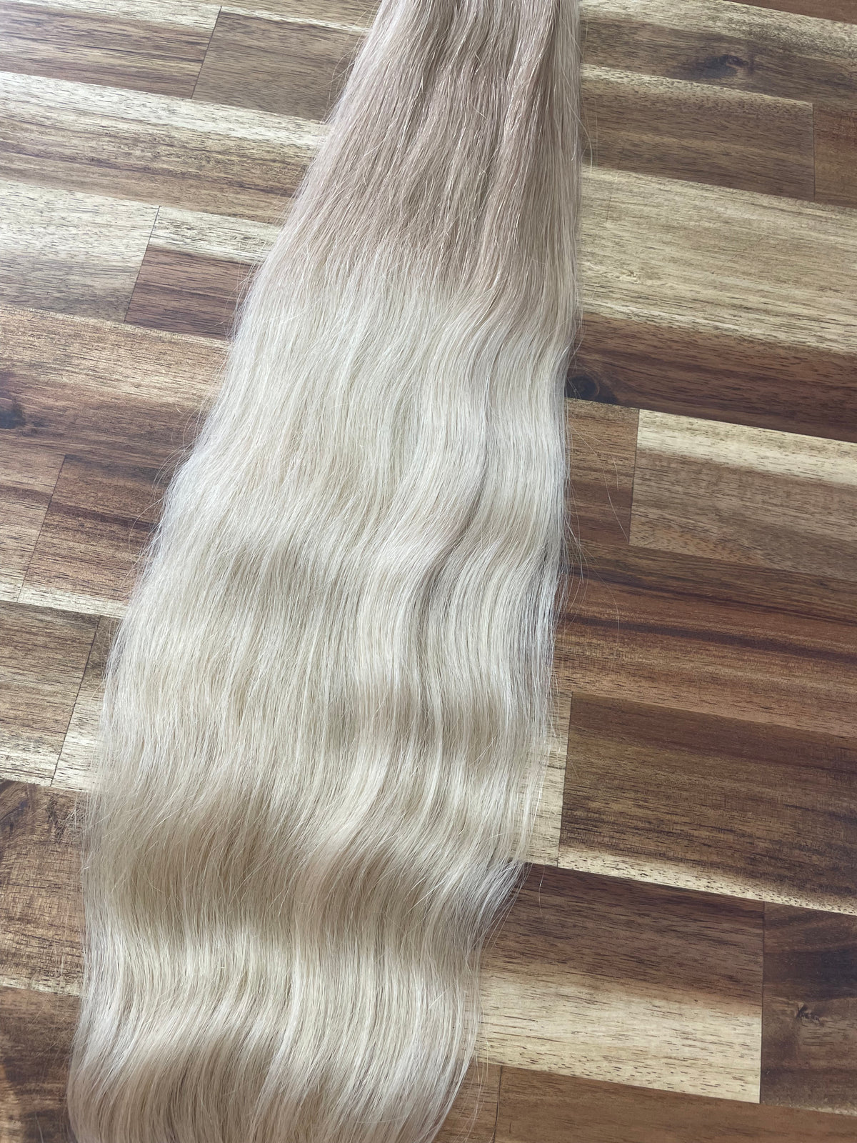 Emily 20"|94 grams Invisible Weft