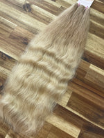 Carly 20"|84 grams Invisible Weft